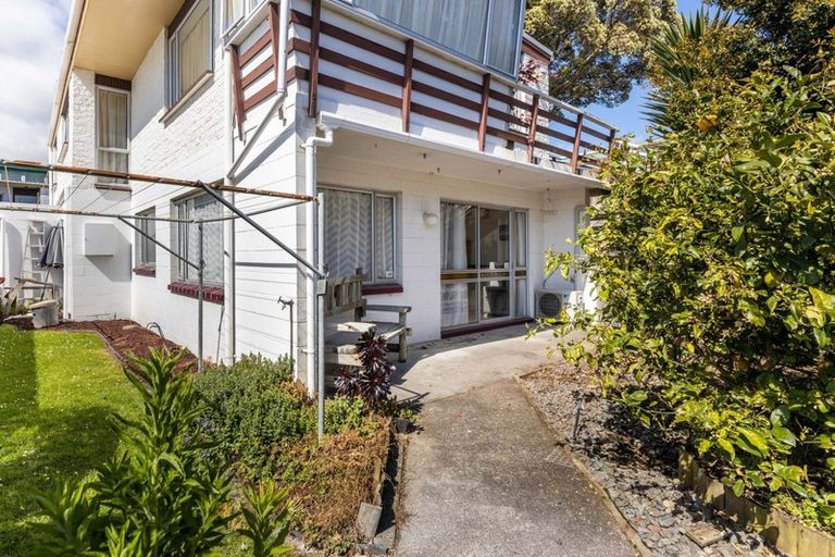 Photo of property in 7/12 Davies Lane, New Plymouth, 4310