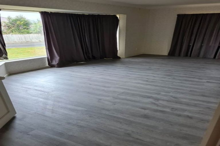 Photo of property in 8 Harvest Court, Paraparaumu, 5032