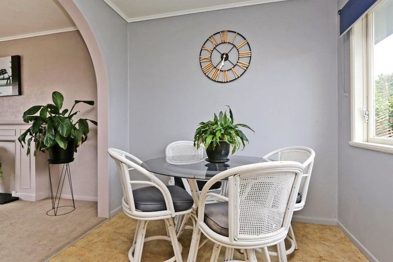 Photo of property in 55 Dover Road, Flaxmere, Hastings, 4120