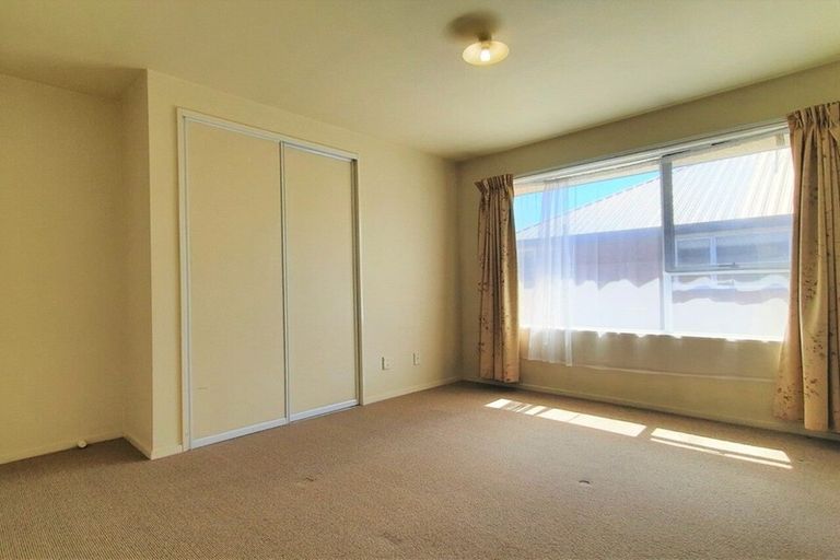Photo of property in 2/45 Elizabeth Street, Riccarton, Christchurch, 8041