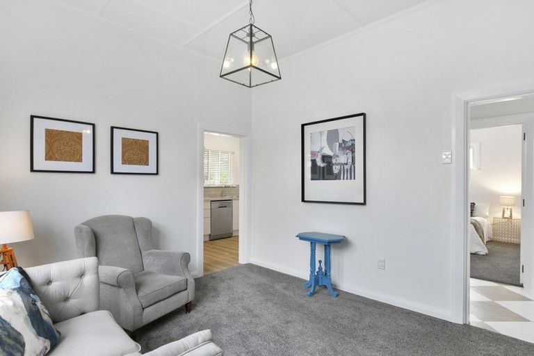 Photo of property in 37 Wesley Street, South Dunedin, Dunedin, 9012