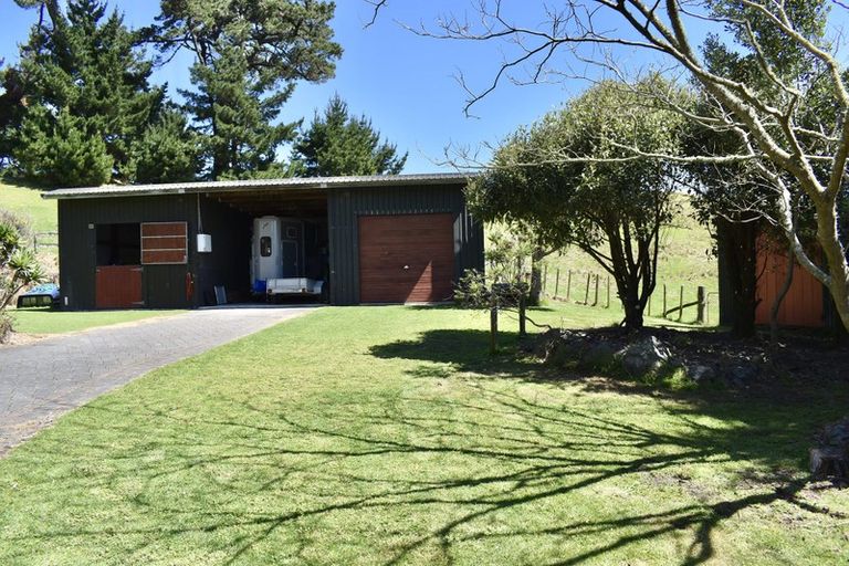 Photo of property in 151 Te Hapua Road, Te Horo, Otaki, 5581