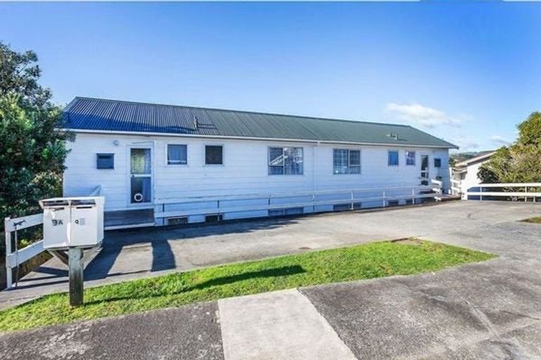 Photo of property in 9-11 Thimble Lane, Whitby, Porirua, 5024