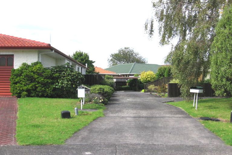 Photo of property in 10 Annette Avenue, Te Atatu South, Auckland, 0610