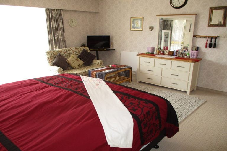 Photo of property in 117 Guy Street, Dannevirke, 4930