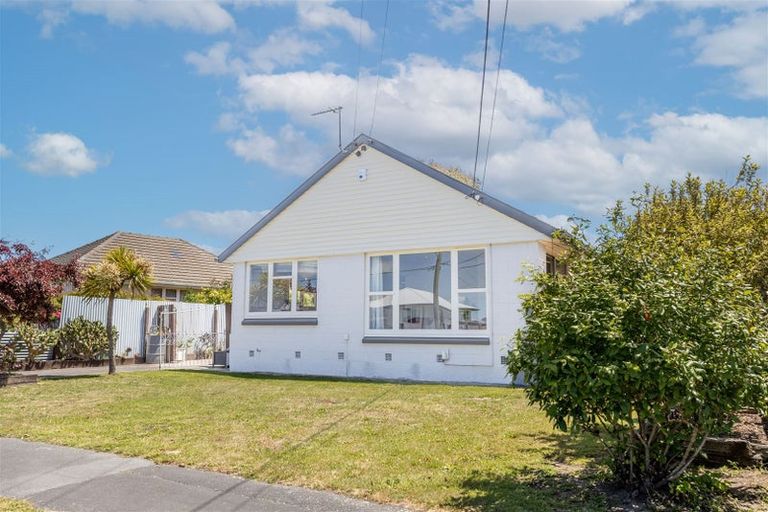Photo of property in 21 Corhampton Street, Aranui, Christchurch, 8061
