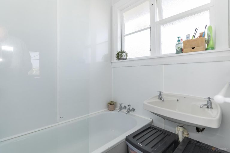 Photo of property in 18 Ayr Street, Marchwiel, Timaru, 7910