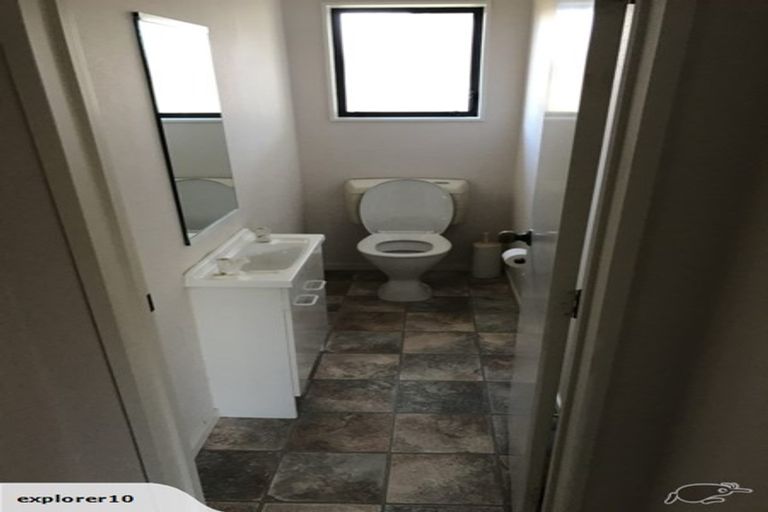 Photo of property in 12 Scandia Court, Hokowhitu, Palmerston North, 4410