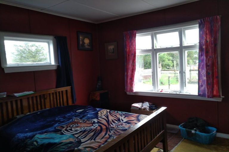 Photo of property in 2 Murray Street, Whataroa, 7886