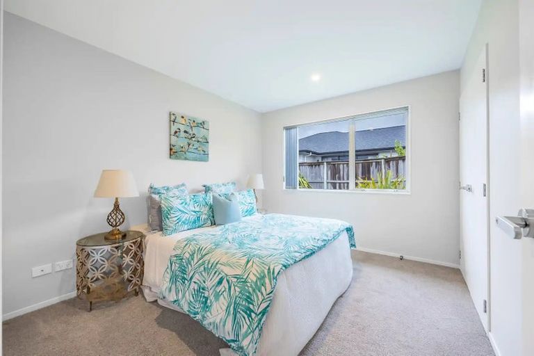 Photo of property in 19 Ahorangi Road, Silverdale, 0932