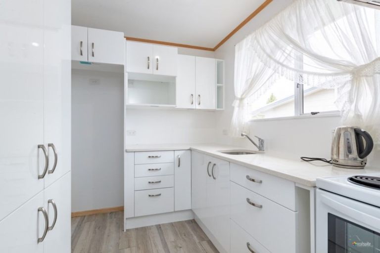 Photo of property in 35a Roband Crescent, Brown Owl, Upper Hutt, 5018