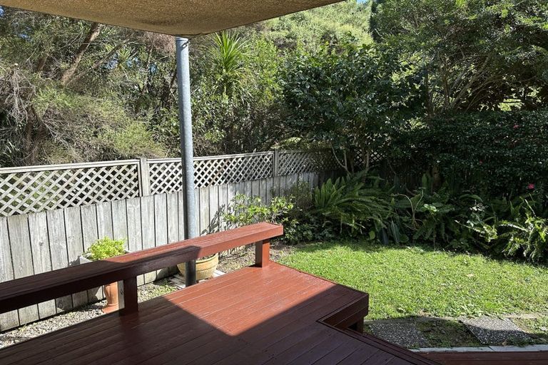Photo of property in 1/15 Mandica Place, Sunnynook, Auckland, 0632