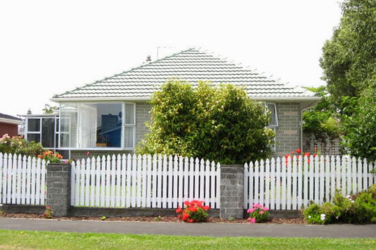 Photo of property in 18 Belmont Street, Avondale, Christchurch, 8061