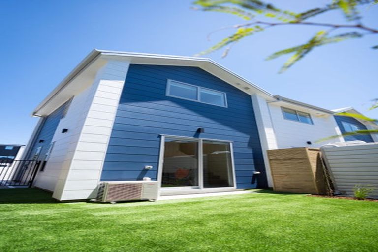 Photo of property in 14/21 Titoki Street, Te Atatu Peninsula, Auckland, 0610