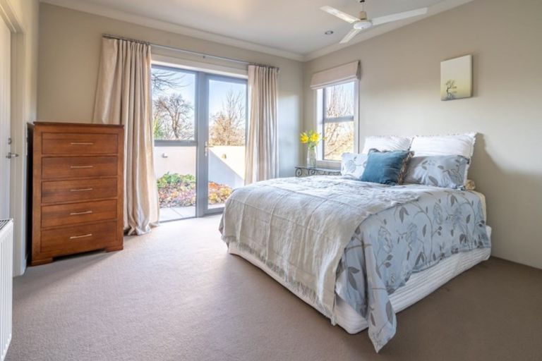 Photo of property in 5 Hollyhock Lane, Wanaka, 9305