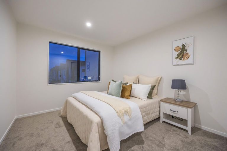 Photo of property in 9 Whawhaki Lane, Kumeu, 0810