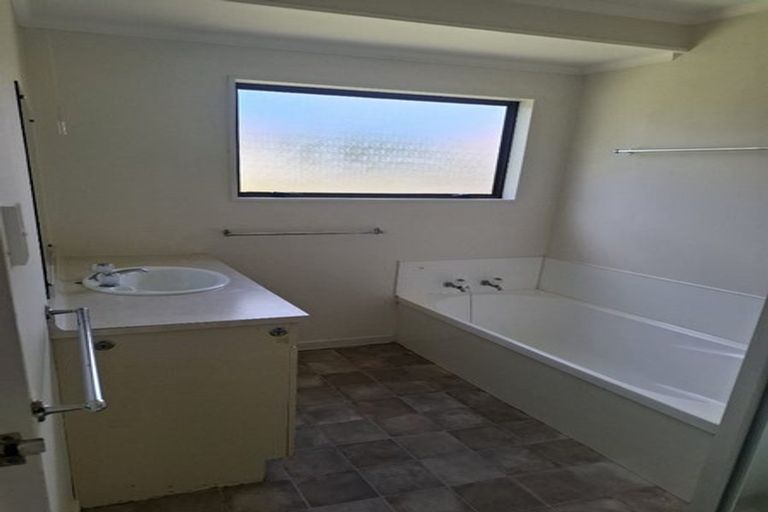 Photo of property in 153a Williams Street, Cambridge, 3434