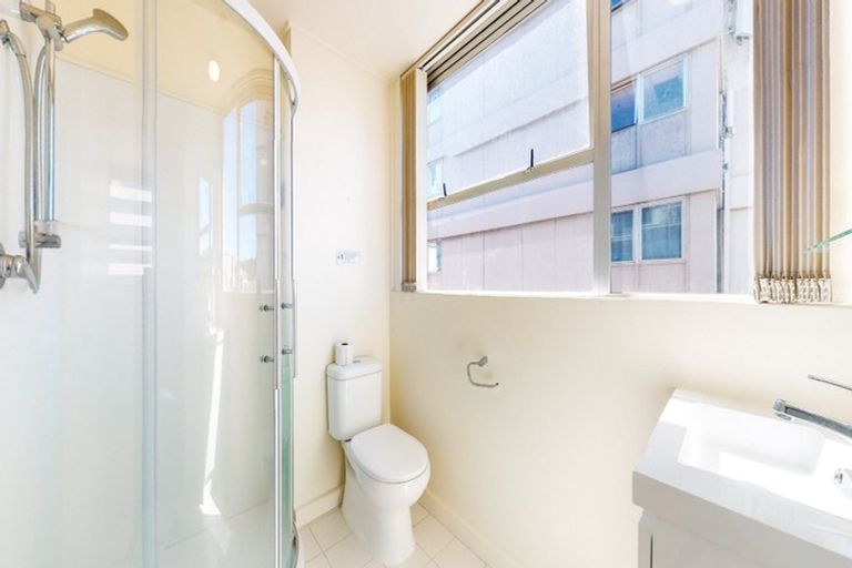 Photo of property in Regency Apartments, 6e/49 Manners Street, Te Aro, Wellington, 6011