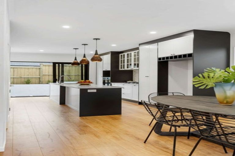 Photo of property in 34b Edendale Road, Somerville, Auckland, 2014