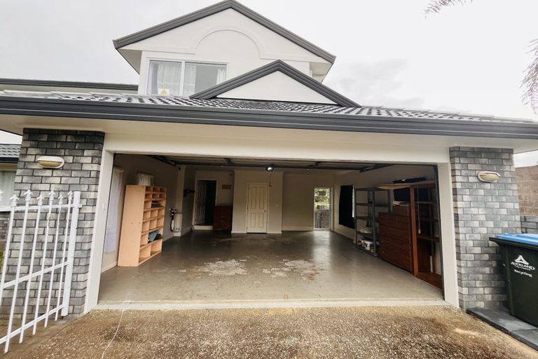 Photo of property in 111 Wheturangi Road, Greenlane, Auckland, 1051