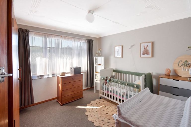 Photo of property in 281 Main South Road, Green Island, Dunedin, 9018