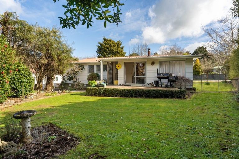 Photo of property in 4 Willowbrook, Eltham, 4322