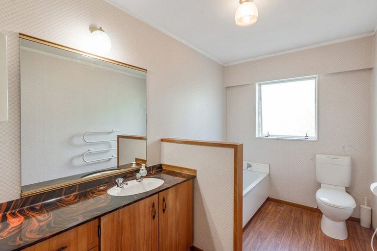 Photo of property in 22 Sylvan Avenue, Waikanae, 5036