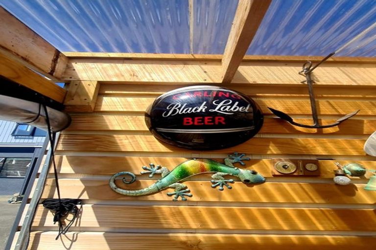 Photo of property in 56 Manly Street, Paraparaumu Beach, Paraparaumu, 5032