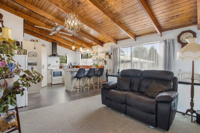 Photo of property in 2/33 Kea Street, Katikati, 3129