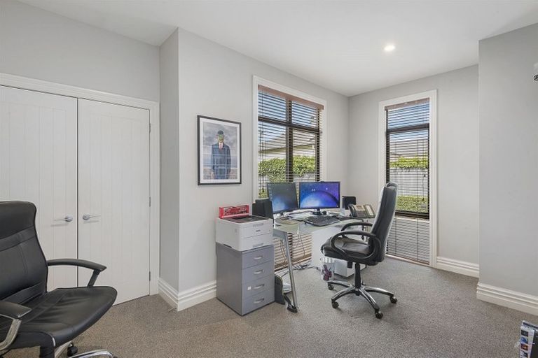 Photo of property in 85a Abberley Crescent, St Albans, Christchurch, 8014