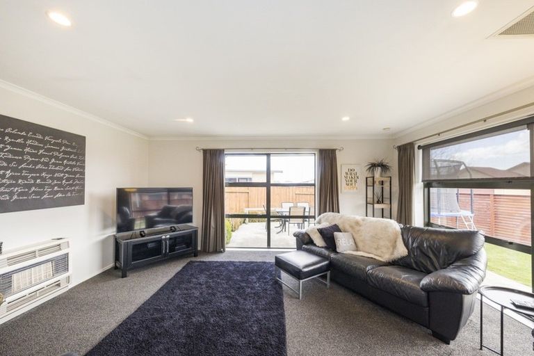 Photo of property in 60 Branigan Parade, Kelvin Grove, Palmerston North, 4414