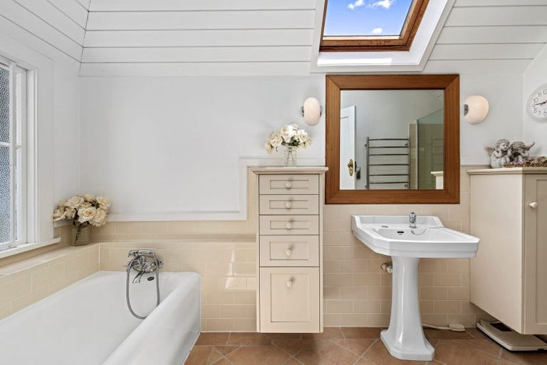 Photo of property in 55 Clarence Street, Devonport, Auckland, 0624