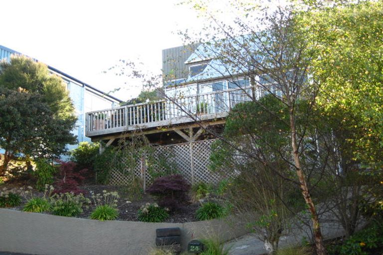 Photo of property in 24 Larkins Street, Helensburgh, Dunedin, 9010