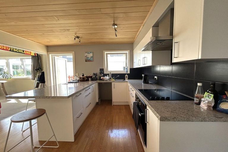 Photo of property in 2/49 Domett Street, Nelson, 7010