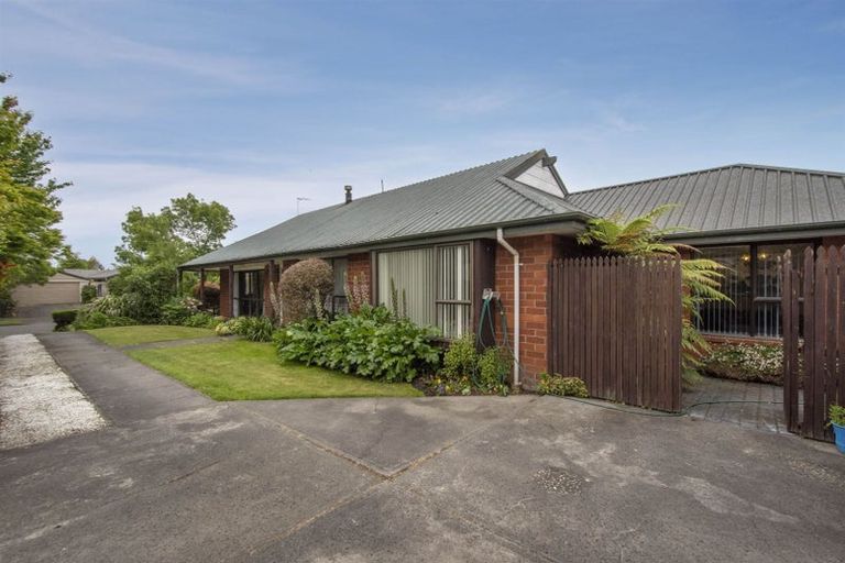 Photo of property in 41 Karnak Crescent, Russley, Christchurch, 8042