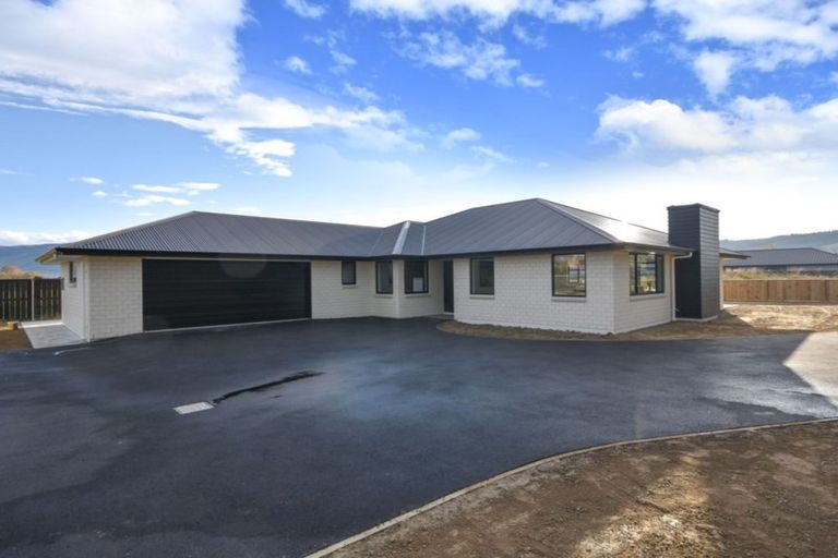 Photo of property in 32 Huntly Road, Outram, 9019