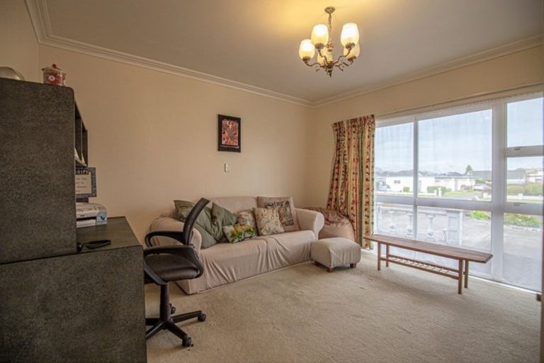 Photo of property in 96 Studholme Street, Morrinsville, 3300