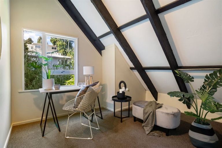 Photo of property in 2/19 Utting Street, Birkdale, Auckland, 0626