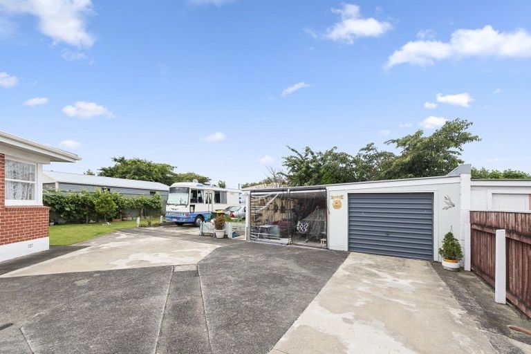 Photo of property in 634 Queen Street East, Levin, 5510