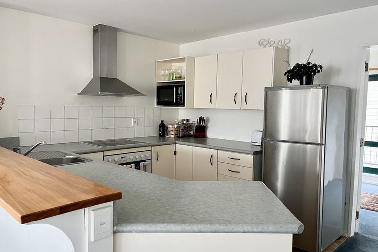 Photo of property in Courtenay Apartments, 603/120 Courtenay Place, Te Aro, Wellington, 6011