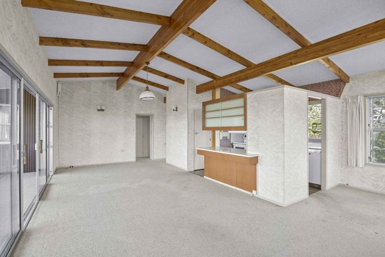 Photo of property in 42 De Luen Avenue, Tindalls Beach, Whangaparaoa, 0930