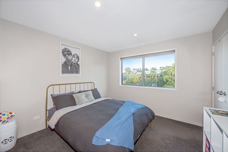 Photo of property in 4a Astrolabe Place, Gulf Harbour, Whangaparaoa, 0930