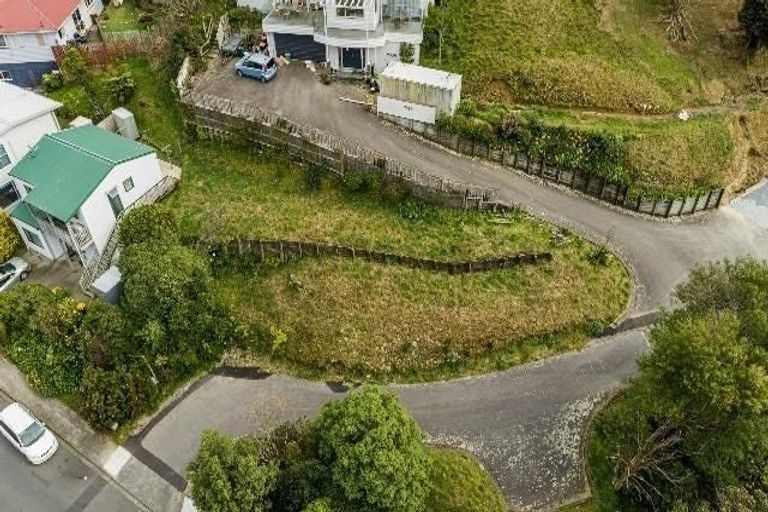 Photo of property in 101 Redwood Avenue, Tawa, Wellington, 5028