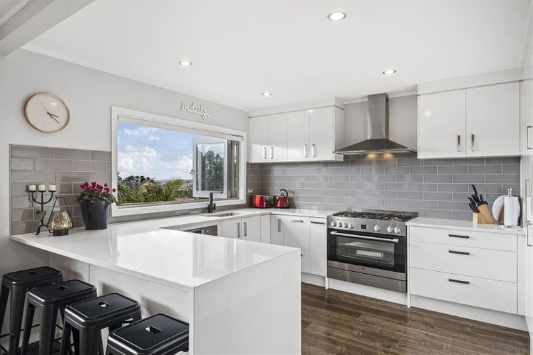 Photo of property in 103a Glengarry Road, Glen Eden, Auckland, 0602