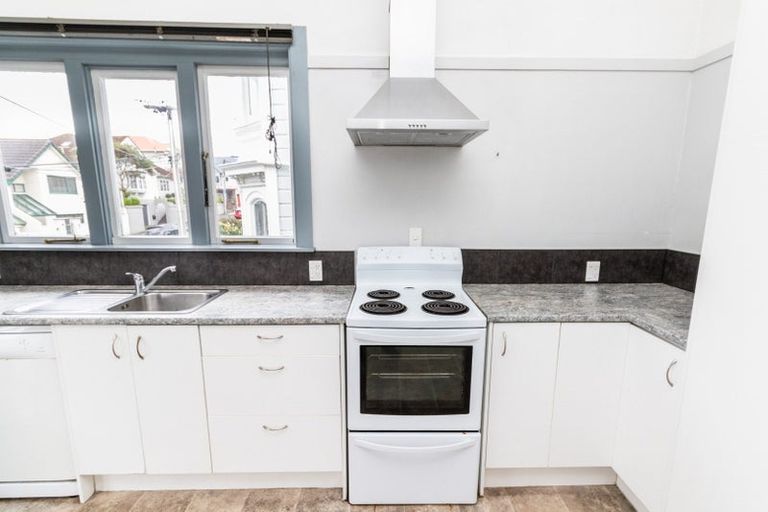 Photo of property in 101 Brougham Street, Mount Victoria, Wellington, 6011