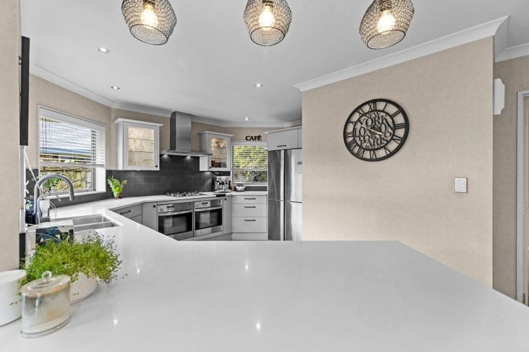 Photo of property in 21 Liberty Grove, Kelvin Grove, Palmerston North, 4414