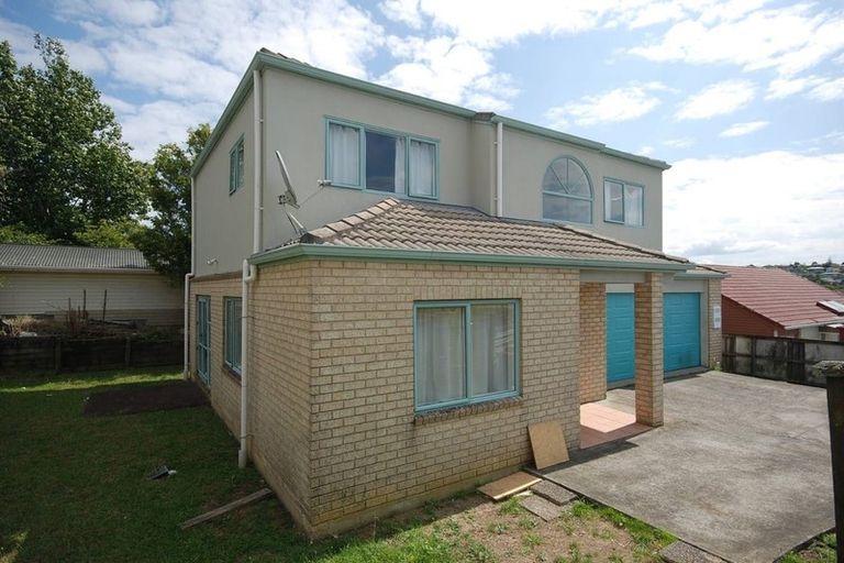 Photo of property in 3b Deuxberry Avenue, Northcote, Auckland, 0627