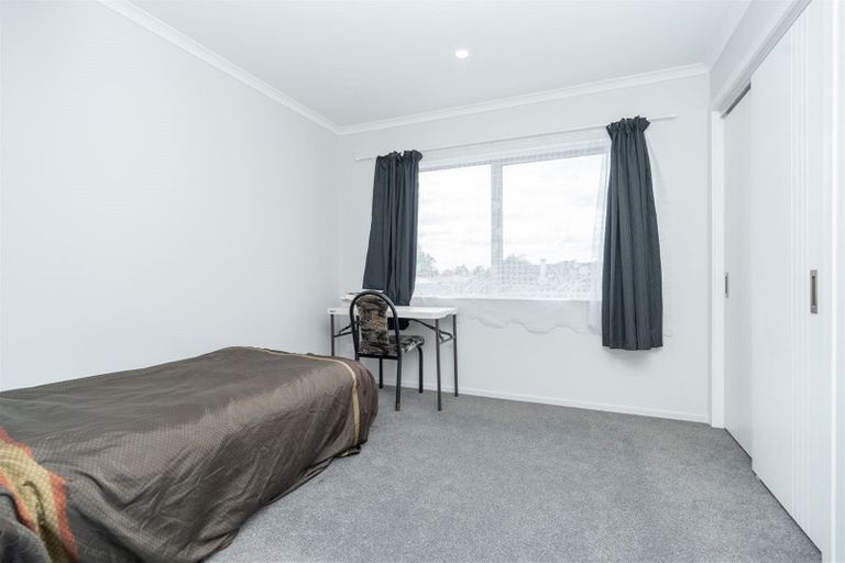 Photo of property in 2/11 Crosher Place, Silverdale, Hamilton, 3216