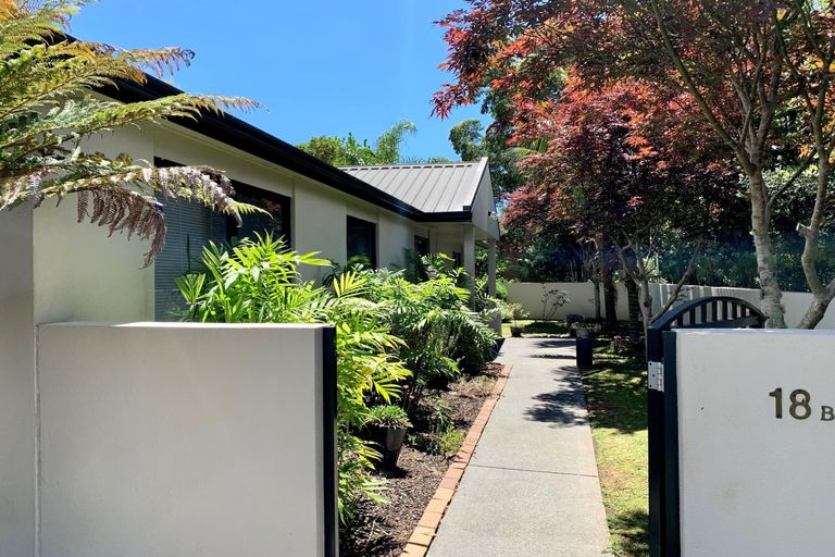 Photo of property in 18b Hawkings Crescent, Kerikeri, 0230