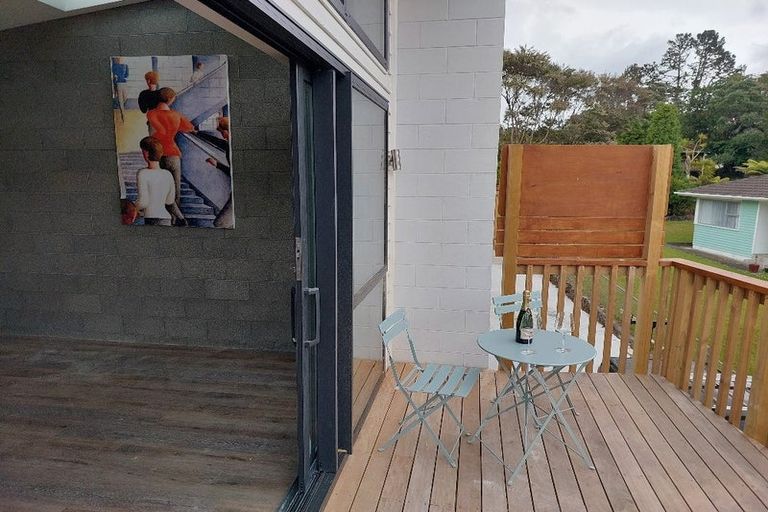 Photo of property in 20 Paewai Road, Glen Eden, Auckland, 0602